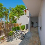 Four-bedroom In Glavina Donja *