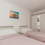 Four-bedroom In Glavina Donja