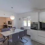 펜션 Four-bedroom In Glavina Donja Donja Glavina