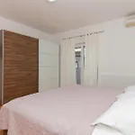 Four-bedroom In Glavina Donja *