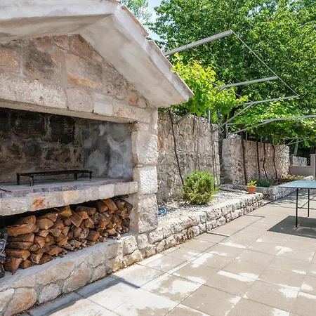 4 Bedroom Amazing In Glavina Donja * Donja Glavina