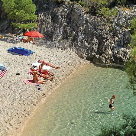 4 Bedroom Amazing In Glavina Donja Holiday home *