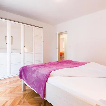 4 Bedroom Amazing In Glavina Donja * Donja Glavina